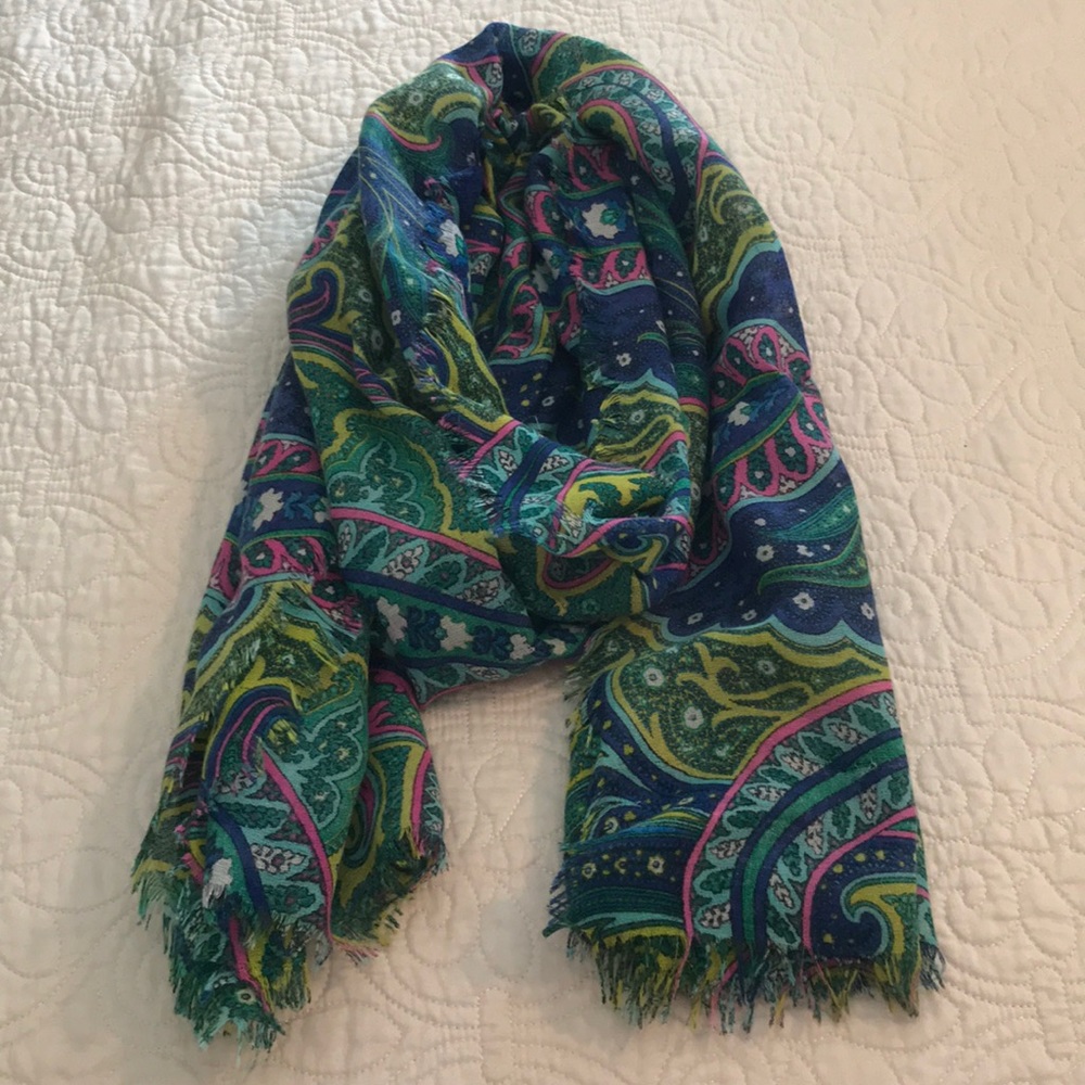 Ladies multicolored scarf